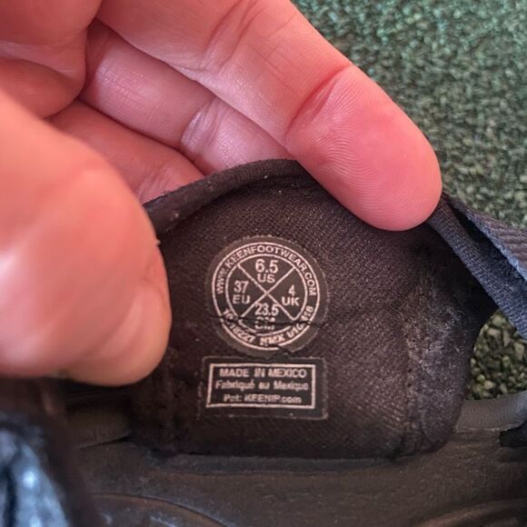 Keen Sandals size 6.5 - Picture 3 of 9